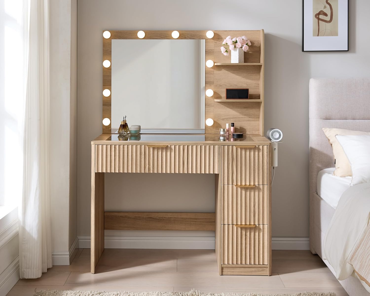 Yatak Odası veya Yurt Odası iç - Desk Charging Station incelemesi ve fiyatı
